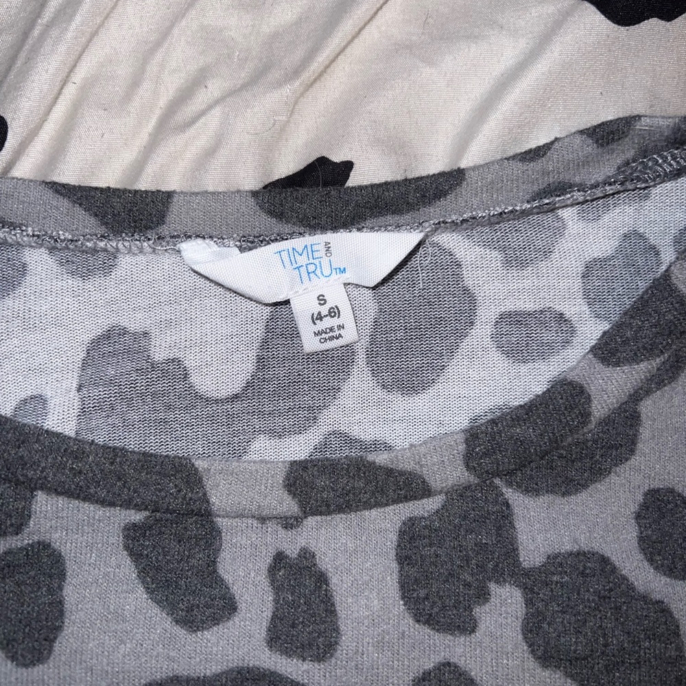 grey cheetah print long sleeve shirt. small